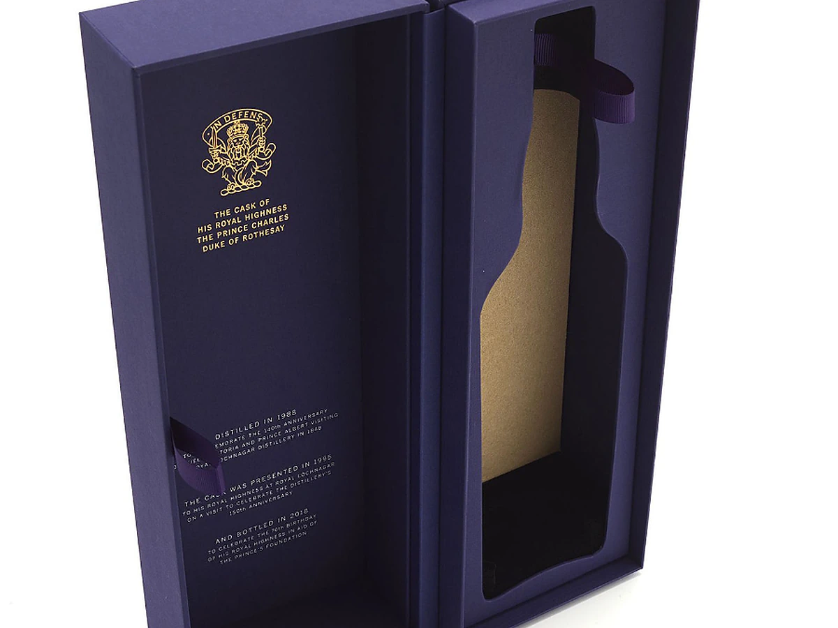 Recyclable Personalized Wine Gift Box with Ribbon Pull